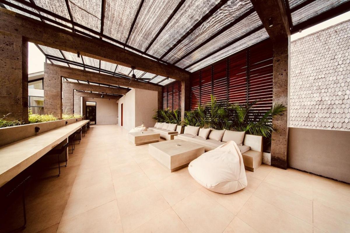 Thehub Pererenan Coworking, Pool And Rooftop 캉구 외부 사진